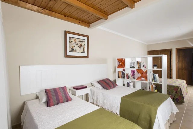 غرفة عائلية بسرير مزدوج وسريرين منفصلين، Hotel Rural Quinta do Marco 3/9
