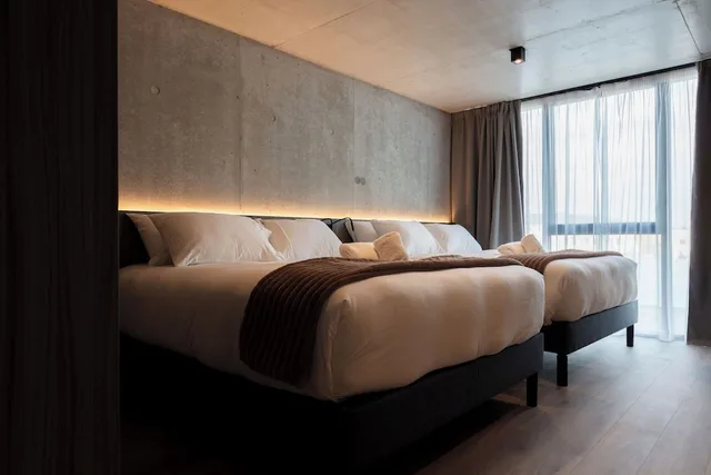Deluxe, Suite, 1 King and 2 Queen Beds, Pool Access, Ki Space Hotel & Spa 1/3