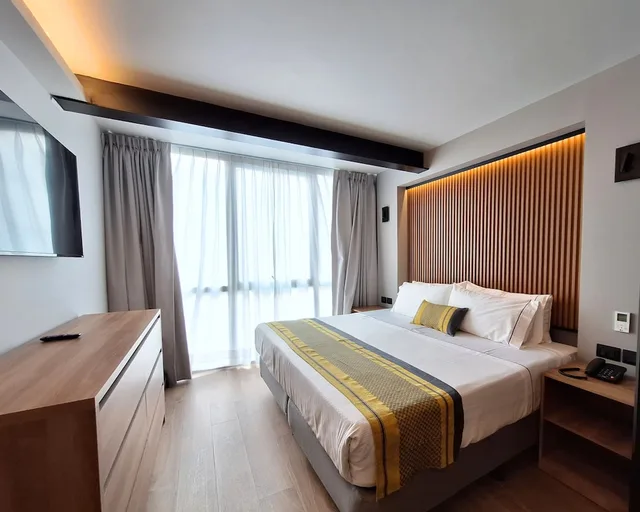 غرفة بزنس بسرير كينج، Hotel Block Suites 1/5