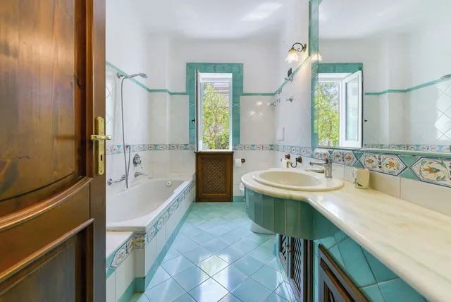 غرفة تقليدية بسرير كوين، Hotel Villa Melodie - Adults Only 4/4