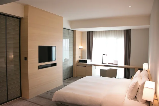 غرفة ركنية بسرير كينج، Hotel Cozzi Zhongshan Kaohsiung 2/8