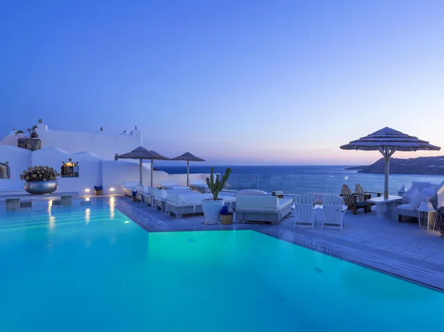غرفة قياسية بإطلالة جزئية على البحر، Smy Mykonos Suites Villas 2/2