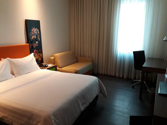 غرفة قياسية بسرير كوين مع أريكة، Hampton by Hilton Cartagena 3/7