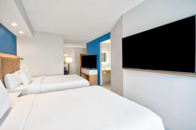 Suite, Multiple Beds, Accessible، Springhill Suites By Marriott Erie 1/9