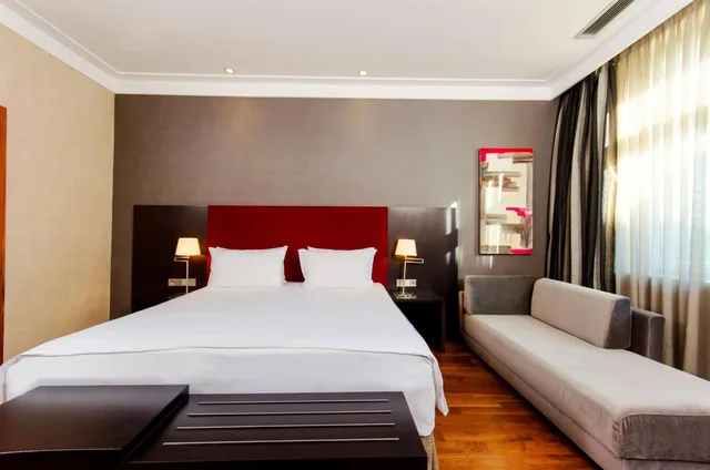 غرفة قياسية بسرير مزدوج أو سريرين منفصلين، Nh Poznan Hotel 8/10