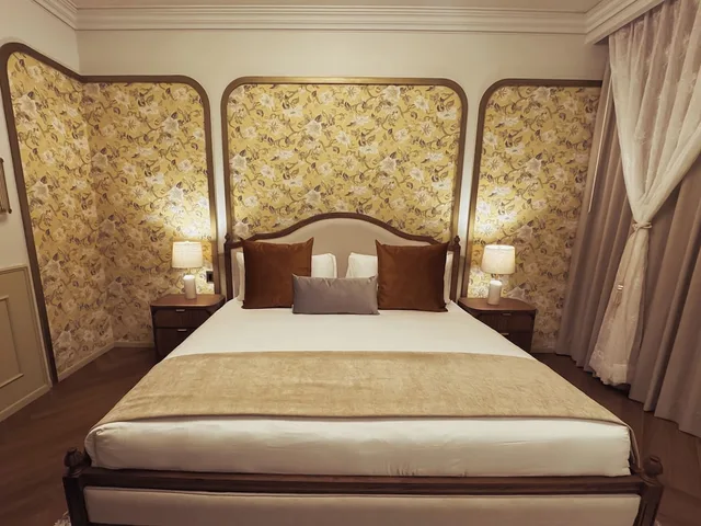Deluxe, Suite, King Bed, Roma Nueve Dos 7/10