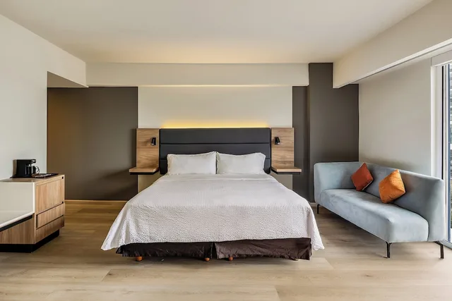 جناح جونيور بسرير كينج، Fiesta Inn Monterrey Valle 2/4