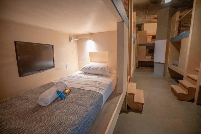 غرفة بسريرين منفصلين، PodShare San Diego - Hostel 1/2