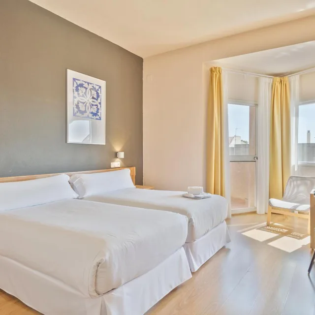 غرفة بسريرين منفصلين، Hotel TRH La Motilla 2/7