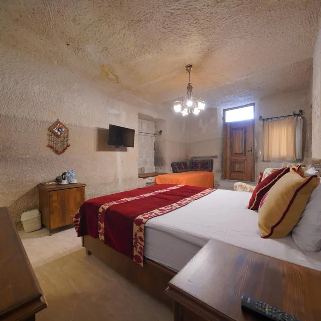 Cave, Double Bed، Salkim Cave House 2/8