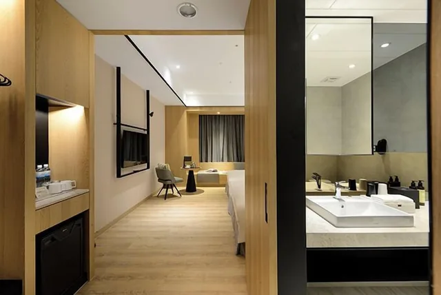 غرفة سوبيريور رباعية بسريرين مزدوجين، Evergreen Palace Hotel Chiayi 4/4