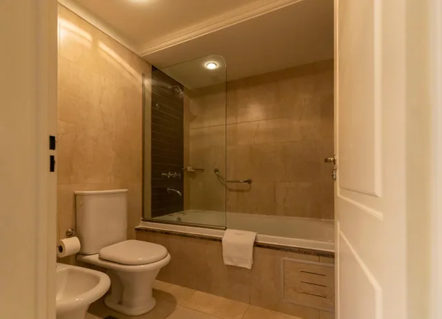 غرفة سوبيريور بسرير مزدوج بإطلالة، Blank Hotel Recoleta 8/10
