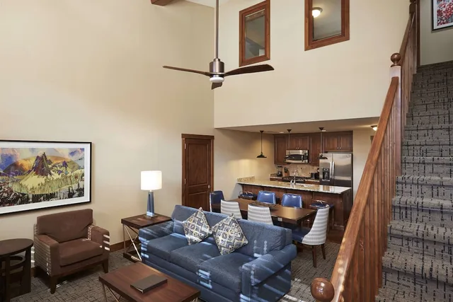 جناح بسريرين كوين بـ3 غرف نوم مع أريكة، Hilton Grand Vacations Club Sunrise Lodge Park City 8/10