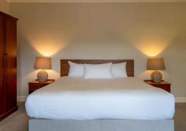 غرفة قياسية بسرير مزدوج، Abbey Court 2/3