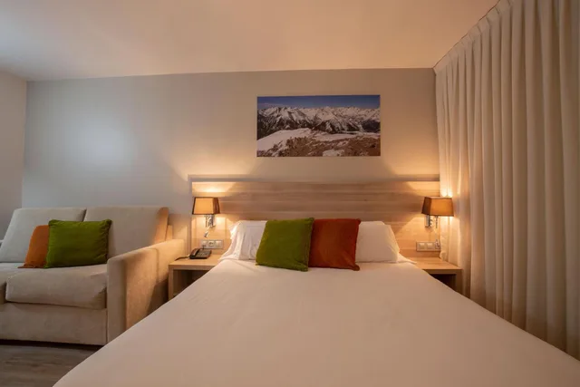 غرفة ثلاثية، Hotel Del Pui 6/10