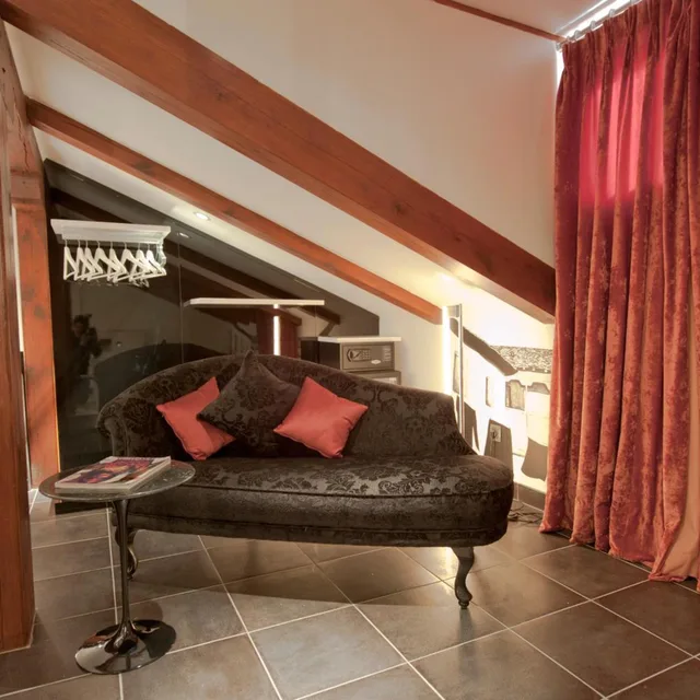 Room, King Bed, Attic، Posada Del Leon de Oro 10/10
