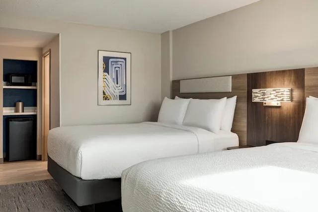 غرفة بسريرين كوين لذوي الإعاقة، Holiday Inn Express Baltimore At the Stadiums 1/5