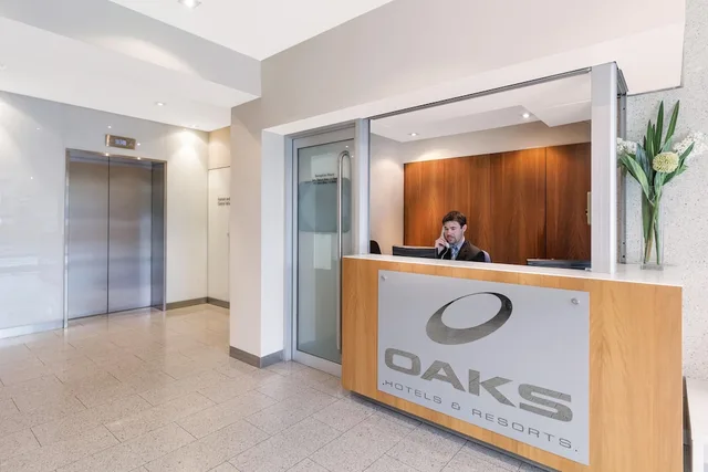 Oaks Glenelg Liberty Suites, Adelaide 16/80