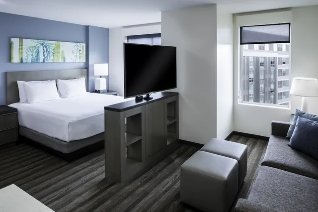 جناح استوديو بسرير كينج مع أريكة بمطبخ في طابق مرتفع، Hyatt House Tempe / Phoenix / University 2/3