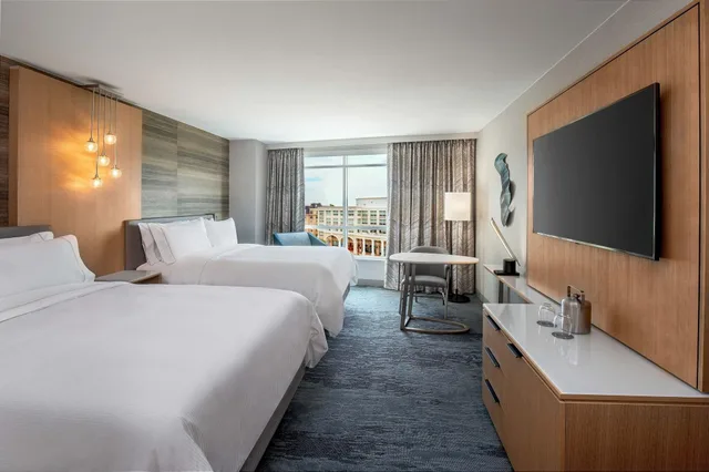 غرفة بسريرين كوين، The Westin Annapolis 1/5