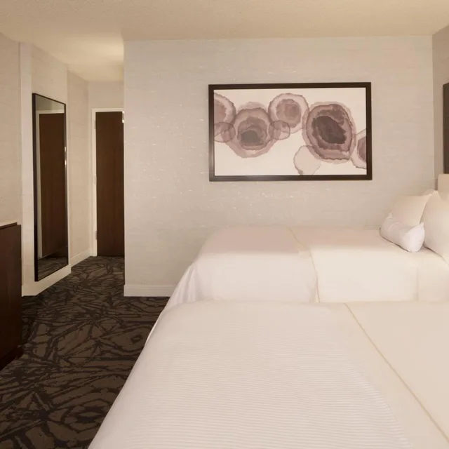 Deluxe, 2 Double Beds, Executive Level، The Westin Princeton at Forrestal Village 2/5