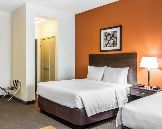 جناح بسريرين كوين بمطبخ لذوي الإعاقة، Mainstay Suites Lufkin 3/8