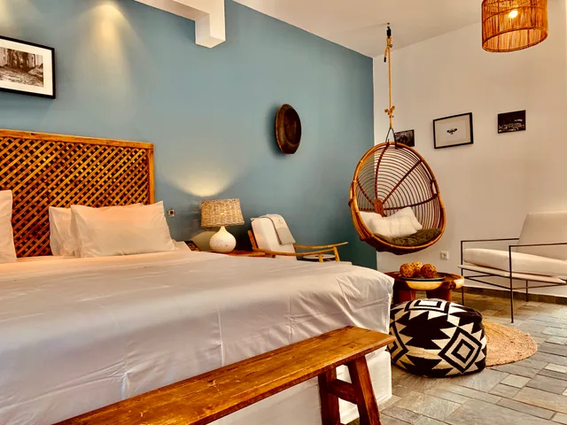 غرفة بسرير كينج بإطلالة على البحر، Caesars Gardens Hotel And Spa - Adults Only 1/7