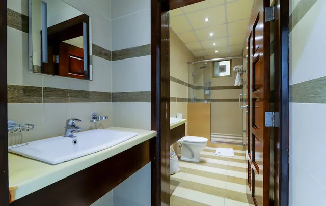 Family Suite, 2 Queen and Twin Beds, Tanzanite Executive Suites 6/7