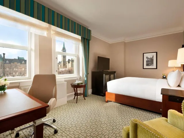 Fairmont, King Bed, Parliament Hill View، Fairmont Chateau Laurier 1/2