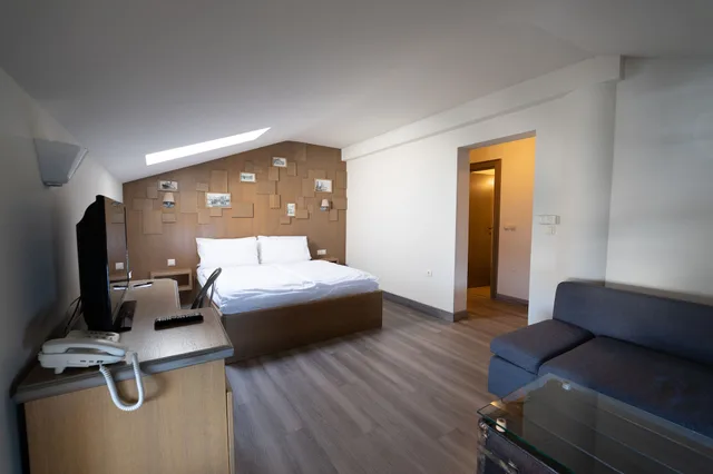Room, Double Bed, Attic، Hotel Piran 6/9
