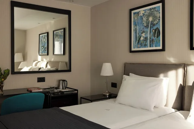 غرفة سوبيريور بإطلالة على المدينة، Astor Hotel 7/10