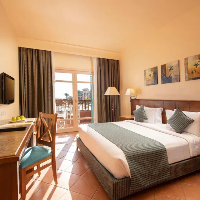 Room, King Bed, Adult Only، Charmillion Club Aqua Park 1/7