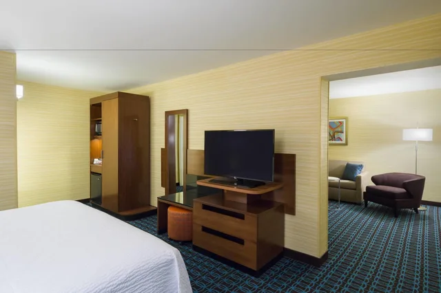 استوديو بسرير كينج، Fairfield Inn Suites By Marriott Paramus 1/4