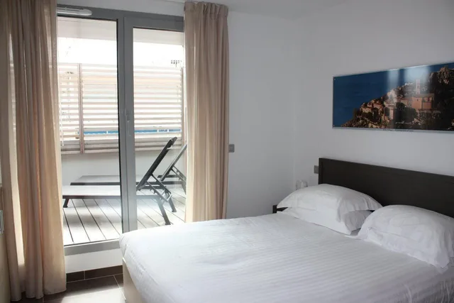 Family, Apartment, Bunk Bed, Queen Bed, Street View, Sofa، Royal Antibes - Luxury Hotel, Residence, Beach & SPA 1/1