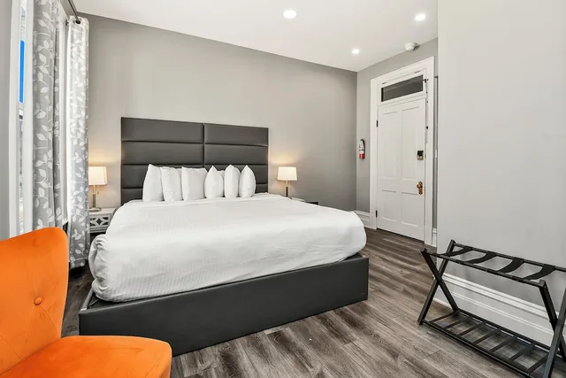 غرفة قياسية بسرير كينج، Captain Wohlt Inn Bed Breakfast 3/6