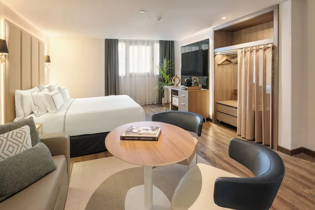 Grand, Connecting, the Level, Premium، Melia Madrid Serrano 5/8