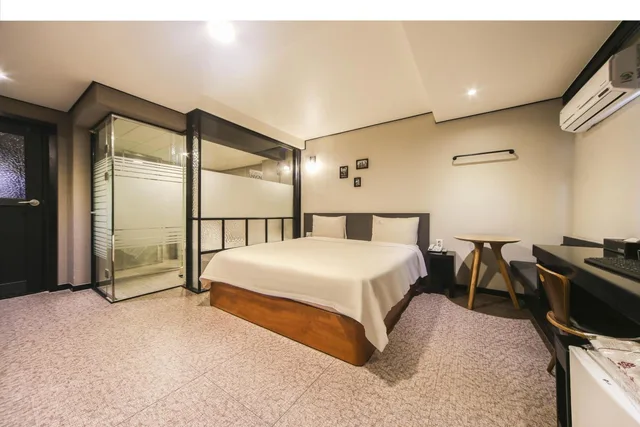 غرفة ديلوكس بسرير كوين، Elysee Hotel 6/10