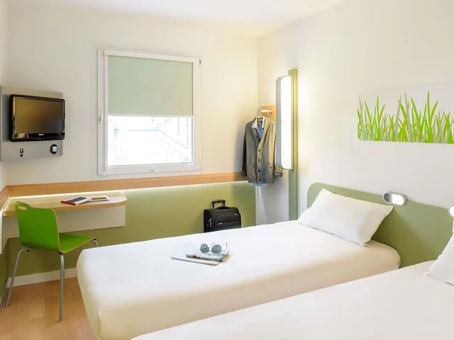 غرفة بسريرين منفصلين، Ibis Budget London Hounslow 2/10