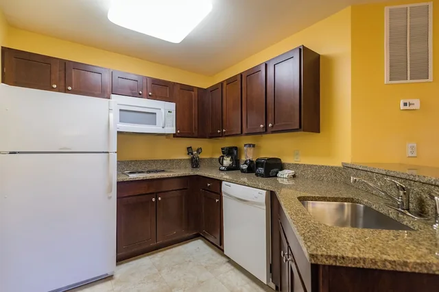 جناح بريميير بسرير كوين بغرفة نوم واحدة، Vacation Village At Berkshires 5/6