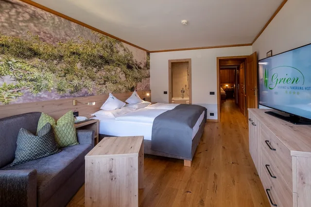 Family, Murphy Bed، Hotel Grien 5/8