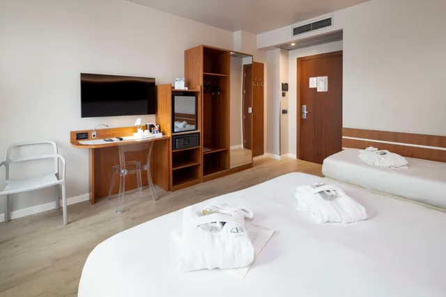 Comfort, Triple, Single Bed, Best Western Hotel Madison 5/8
