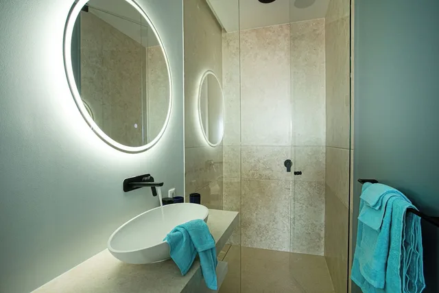 Deluxe, Apartment, King Bed, Queen Murphy Bed, Ocean View, Sofa, Terrace، Maxwell Collection Romantic Zone 7/8