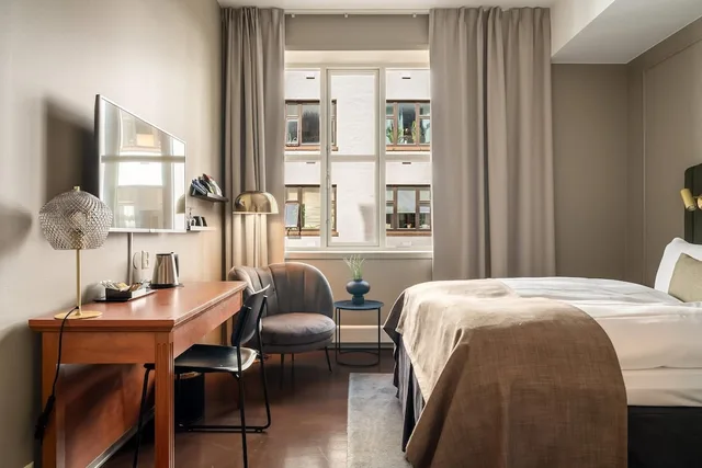 غرفة قياسية بسرير مزدوج، Home Hotel Bryggen 9/10