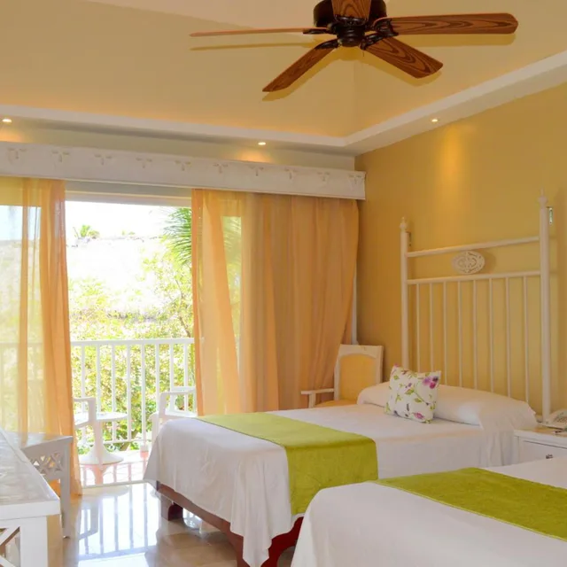 غرفة سوبيريور بسريرين مزدوجين بإطلالة على الحديقة، VIK Hotel Arena Blanca - All Inclusive 7/10