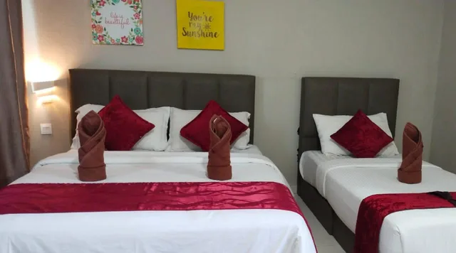 Super, Superior, 1 Queen and 1 Single Bed, Destini Akef Villa 1/2