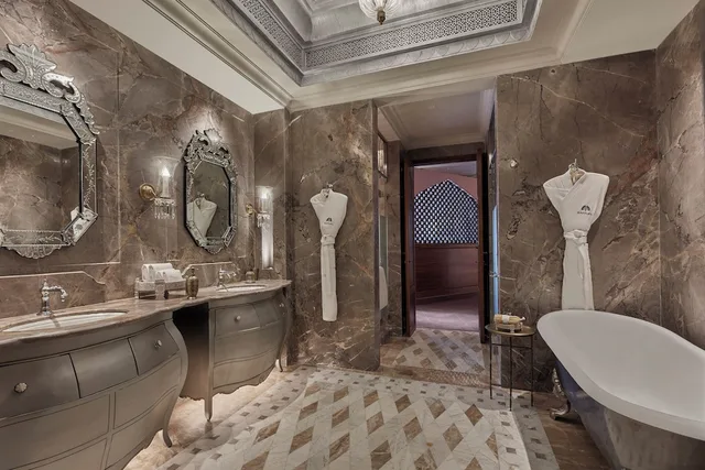 1 Bedroom, Raffles, Suite, King Bed, Plunge Pool، Raffles Jaipur 3/4
