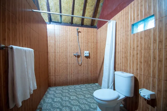 غرفة كلاسيكية بسرير كينج بإطلالة على الحديقة، Jona Bungalow 10/10