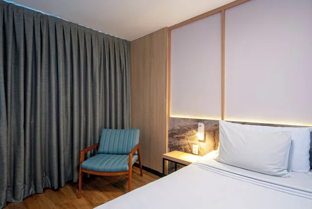 غرفة ديلوكس بثلاثة أسرّة، Mirasol Copacabana Hotel 8/10