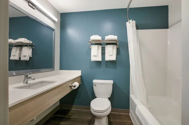 Suite, 2 Queen Beds, WoodSpring Suites Jacksonville Baymeadows 4/7