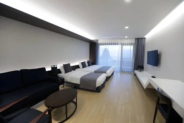 استوديو غراند بسريرين مزدوجين، The Qube Resort Jeju 1/2